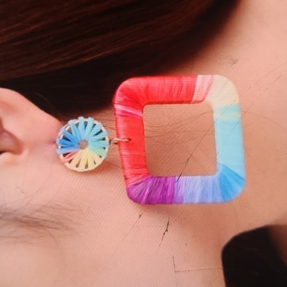 NWT Multi raffia square drop earrings - Picture 8 of 8